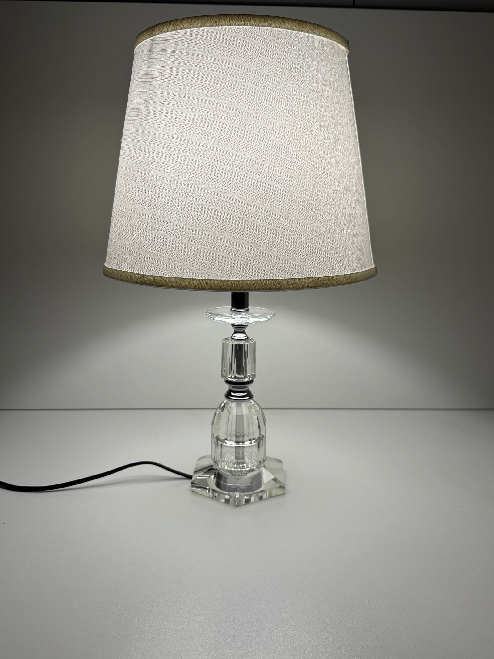 Clear Crystal Base Table Lamp
