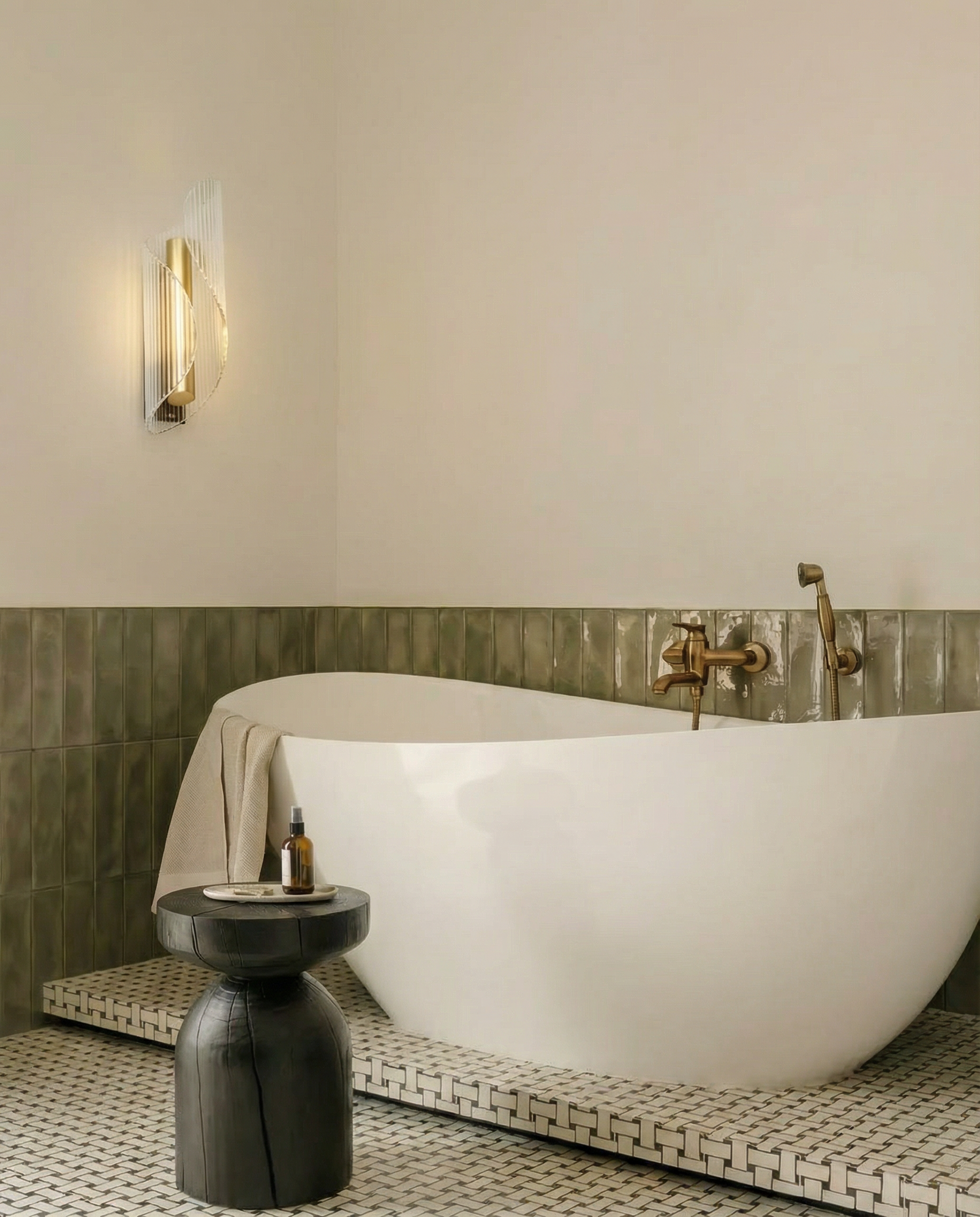 Sway Ribbed Acrylic Wall Sconce